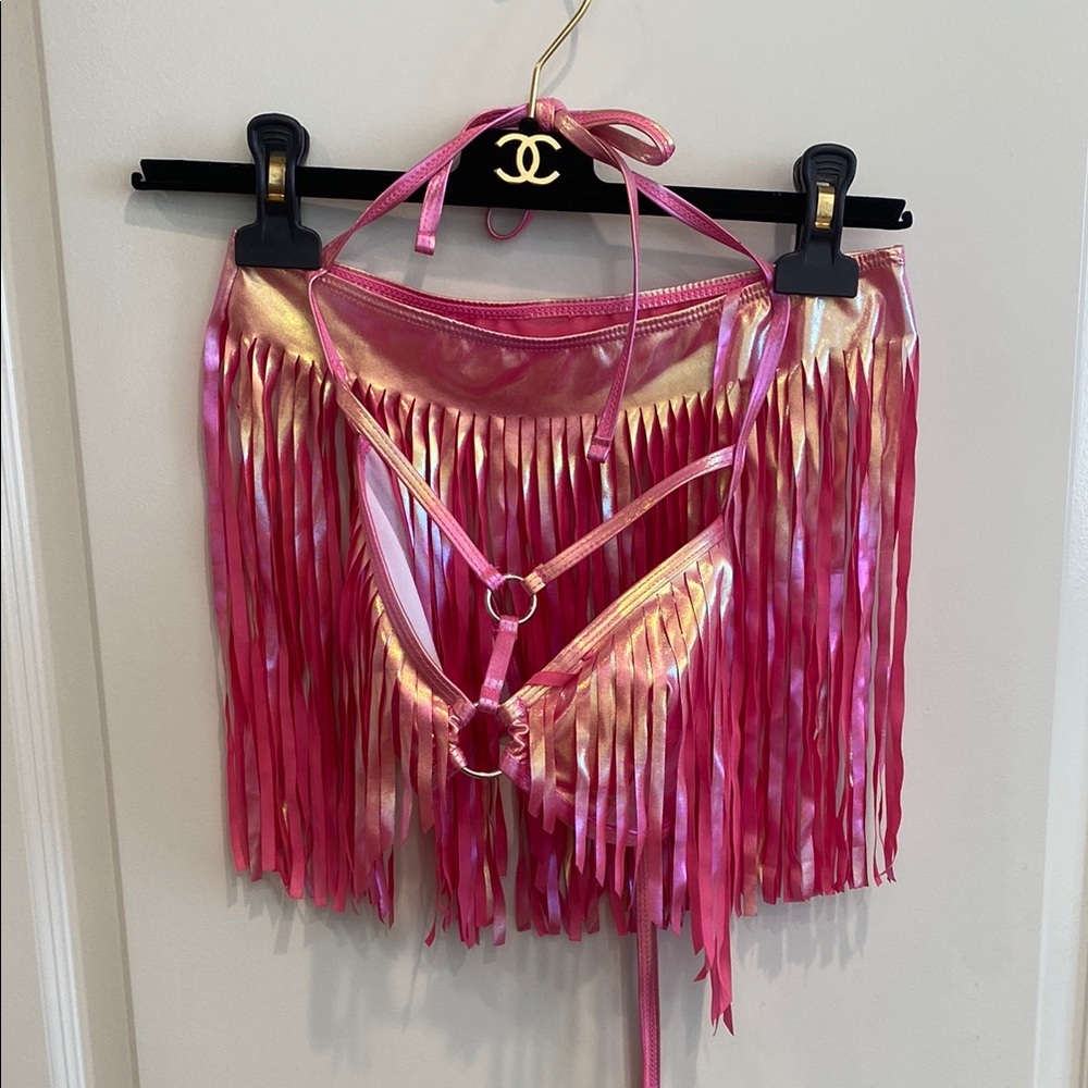 Retl$75 Sm Cowgirl costume Pink Fringe Caged top and fringe bottom metallic s
